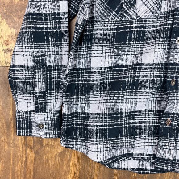 Field & Stream Mens Shirt Gray Blue Plaid Fleece Button Down Front Pockets Small - Picture 3 of 13